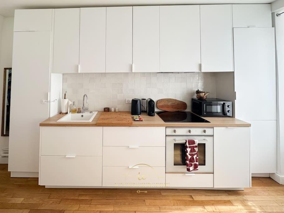 Apartamento Le Petit Saint Louis Versalles Exterior foto